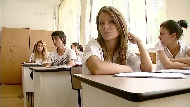 Primaria Capitalei vrea sa ii premieze pe elevii care obtin media 10 la Evaluare Nationala si Bacalaureat. Suma oferita