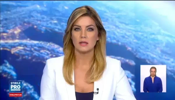 Anamaria Stancu si Anamaria Nedelcu, impreuna la tribunal. Cele doua se lupta cu fostii soti pentru a-si aduce copiii in tara