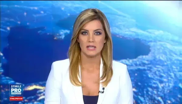 O femeie de 70 de ani a fost violata de stranepotul ei , in varsta de 20 de ani. De frica, vecinele s-au baricadat in case