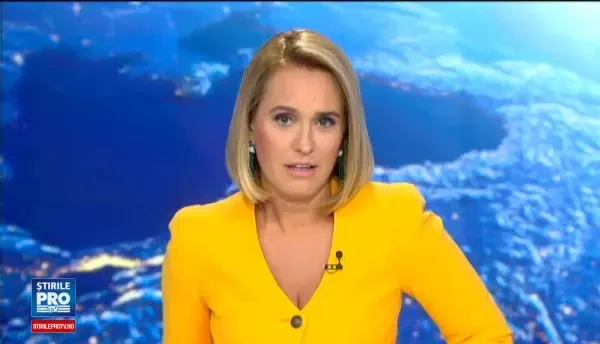 Vecine, am sa-ti dau o veste buna! De astazi ai piscina in curte!. Ce a aparut peste noapte in curtea unui australian