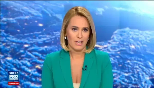 Un barbat a stat zece zile intr-un aeroport, pentru a se intalni cu o femeie cunoscuta pe internet. Ce a facut tanara