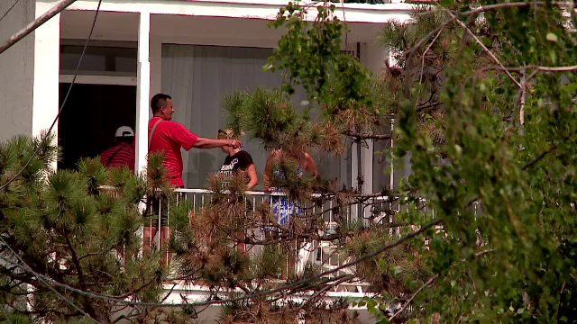 Hotii dau atacul noaptea, pe litoral, chiar in camerele unde dorm turistii: Victima: “Puteau sa-mi dea in cap, sa ma omoare"