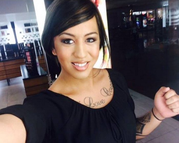 A transmis LIVE pe Facebook momentul in care seful ei ii cerea favoruri sexuale. Ce s-a intamplat in cateva zile. VIDEO