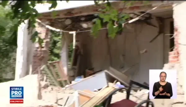 Un nou incendiu in blocul din Iasi in care 2 persoane au fost ucise de o explozie