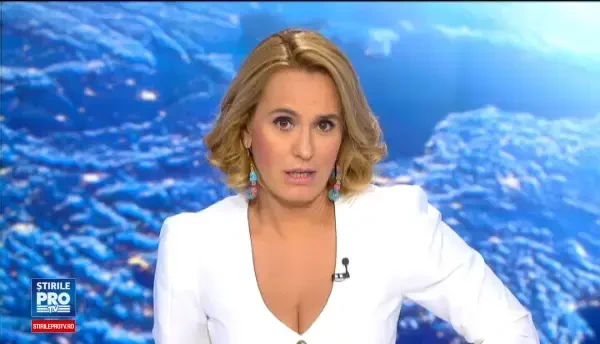 Un avion DHL a ratat aterizarea si s-a prabusit pe o sosea de langa aeroport, in Italia. Primele imagini de la fata locului