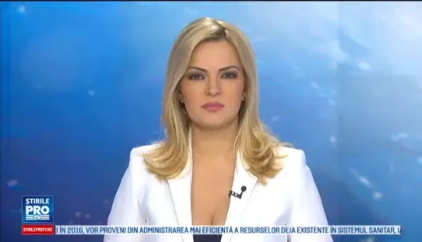 Concert aparte, in gospodaria Printului Charles din Valea Zalanului. Violonistul Razvan Popovici a cantat printre gaini