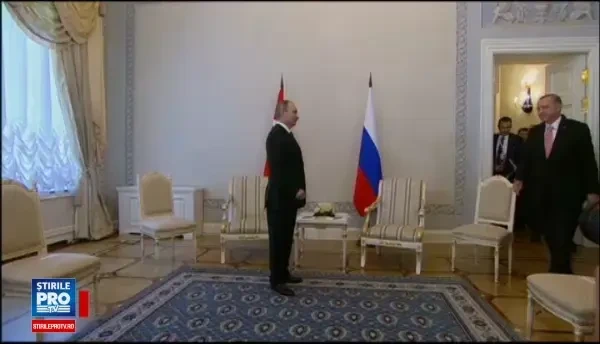 Intalnirea dintre ţar si sultan, care nelinisteste Occidentul. Erdogan a ajuns in Rusia pentru a repara relatia cu Putin
