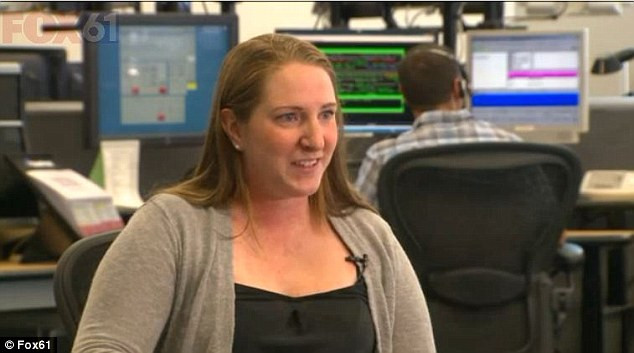 "Am nevoie de cineva care sa-mi duca gunoiul". Ce a facut o dispecera de la 911, dupa ce a primit un apel de la o batrana