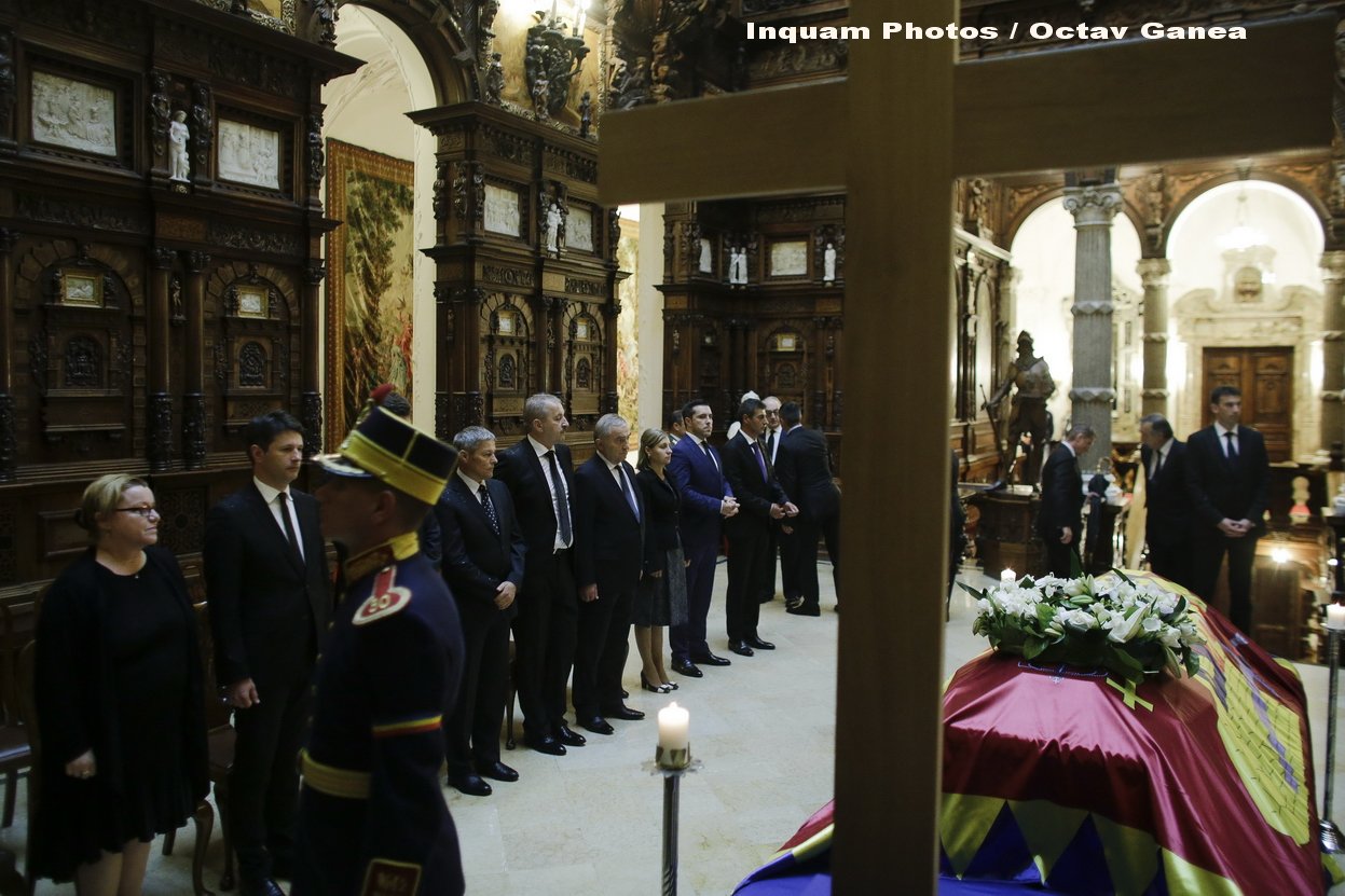 Funeraliile Reginei Ana