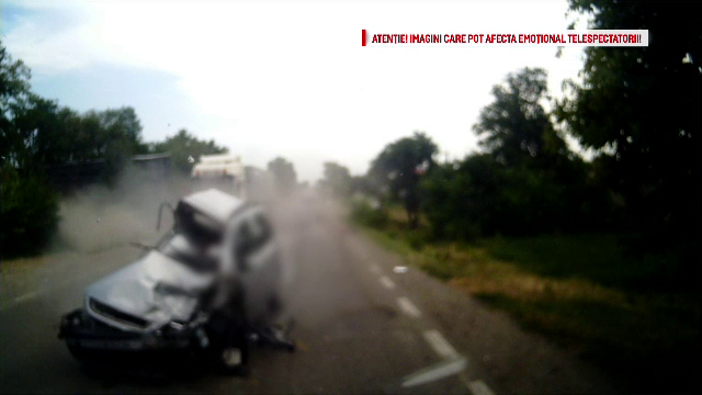 O a doua persoana si-a pierdut viata in carambolul dintre un TIR si trei autoturisme. Omul ajunsese la spital in coma