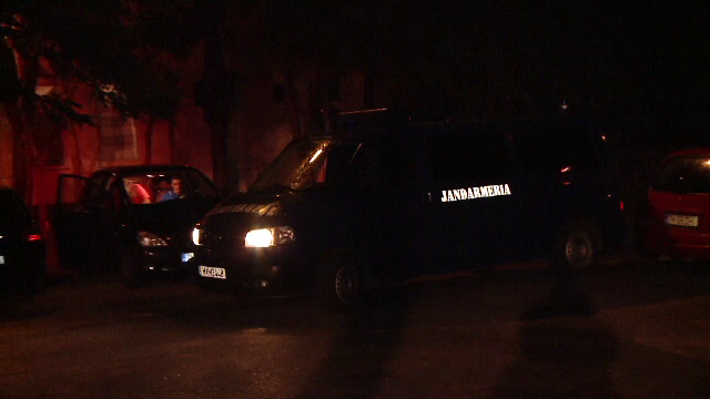 Scandal in Timisoara, cu lovituri si amenintari, chiar langa un parc plin cu copii. Gestul facut de un barbat scandalagiu