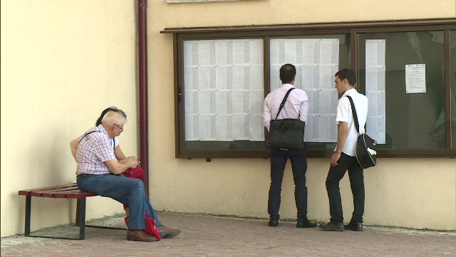 Peste un sfert dintre candidati nu au obtinut nota de trecere la examenul de definitivat in Bucuresti. Ajung insa la catedra