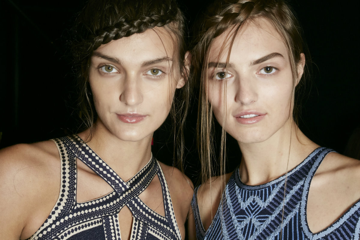 7 moduri in care iti poti prinde parul in aceasta vara