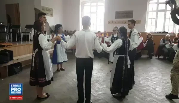 Cand basmele devin realitate. Dragostea trece prin stomac, pardon, Saschiz!