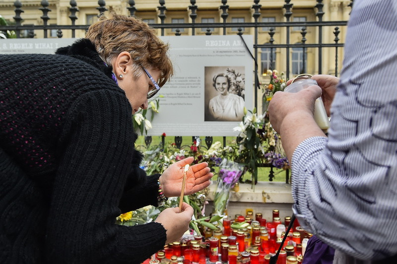 FUNERALIILE REGINEI ANA - agerpres