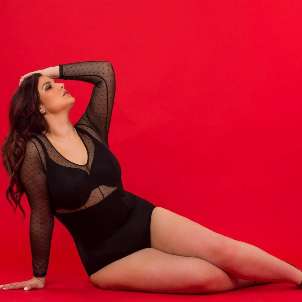 In liceu era batjocorita pentru silueta sa si poreclita "Godzilla". Acum este fotomodel si a lasat in urma toate insultele