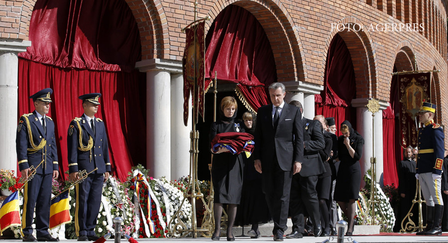 slujba inmormantare regina Ana