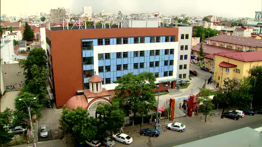 Ruleta ruseasca prin care trec copiii cu probleme cardiace in spitalele din Capitala. Un centru de 15 mil. euro sta inchis