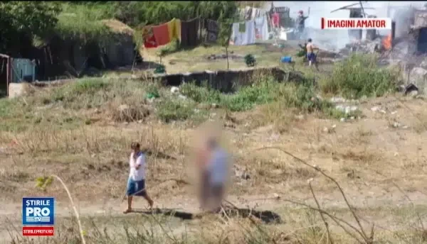 Un galatean a dat foc unei case, apoi a plecat pe strazi dezbracat complet. Ce explicatie a avut pentru comportamentul sau