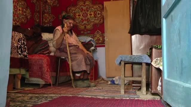 Metoda "accidentul" inca mai face victime. Suma uriasa pe care au pierdut-o doua batrane din Iasi