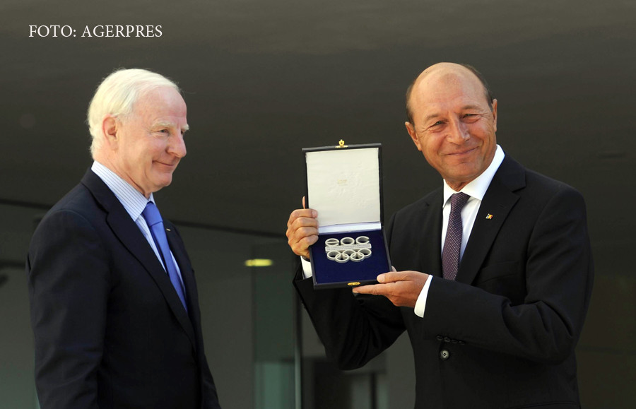 Seful Comitetului Olimpic European, arestat pentru specula cu bilete. Cum a incercat oficialul sa fuga de politie