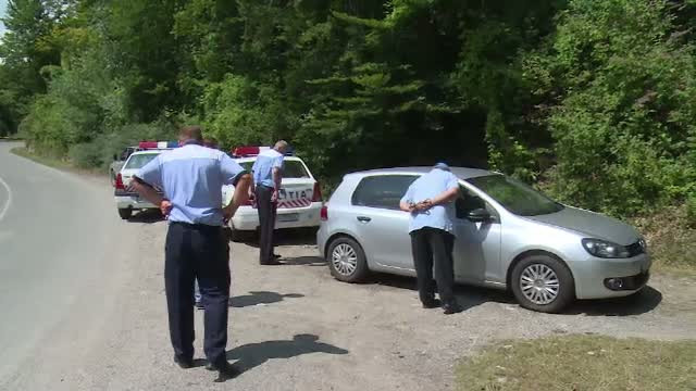 Medic disparut de trei zile, cautat de politie si familie in Prahova. Politistii au gasit in masina lui un bilet de adio