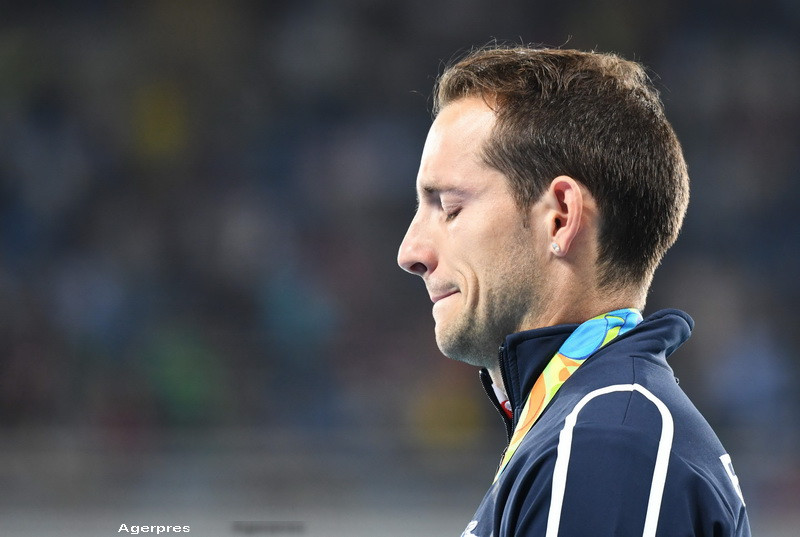 A izbucnit in lacrimi pe podium. Motivul pentru care un atlet francez a fost huiduit de publicul brazilian intreg concursul