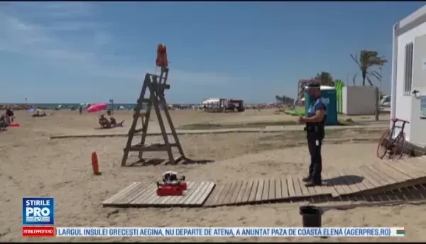 Metoda ingenioasa de salvare aparuta pe plajele din Spania. Un agent de politie a inventat drona-salvamar