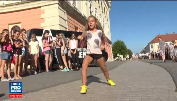 Vanatorii de talent au ajuns in Prahova. Formatia de muzicute Ritmic de Breaza pastreaza traditia din 1959