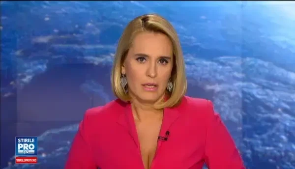 Peste 82.000 de persoane evacuate din calea incendiului devastator din California. Pompierii nu reusesc sa stinga flacarile