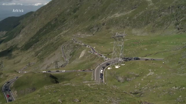 Transfagarasanul, inchis in weekend pentru un raliu al masinilor istorice. Intre ce ore nu se va putea circula