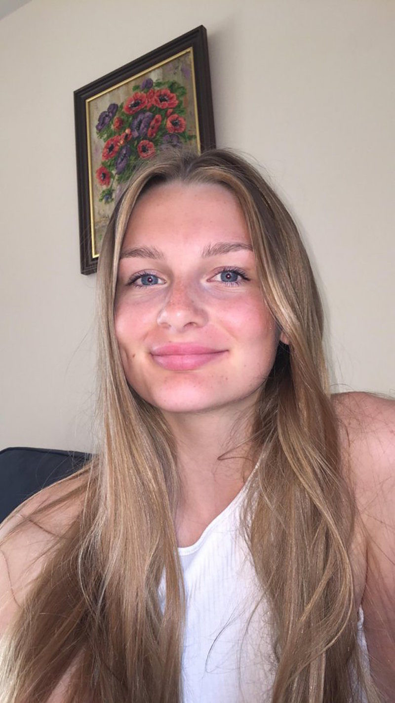 O mama exasperata de obiceiurile proaste ale fiicei sale adolescente i-a dat o scrisoare. Intamplarea s-a viralizat imediat