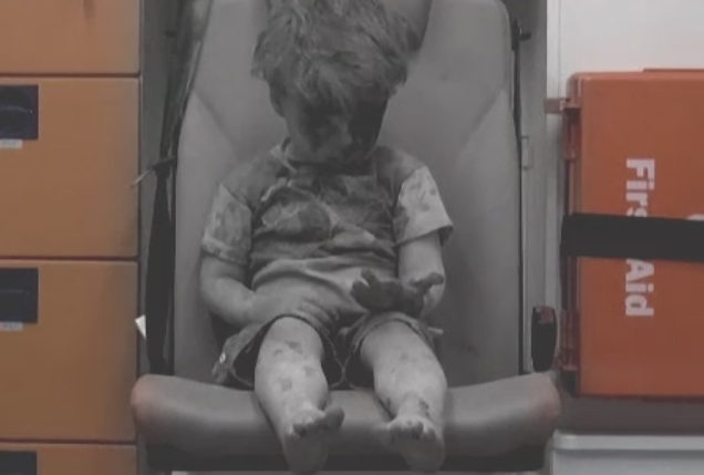 Cum arata acum Omran, copilul devenit un simbol al suferintelor din Siria: "Traieste cu armata sa, cu liderul sau"