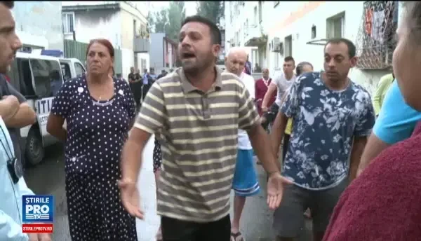Evacuare cu scandal in sectorul 4 al Capitalei. Nici nu mai stiu sa vorbesc din cauza la emotii la sistemul nervos