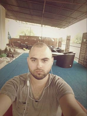 Cantaretul Alex Mica, implicat intr-un accident pe A1. Alte doua persoane au fost ranite. FOTO