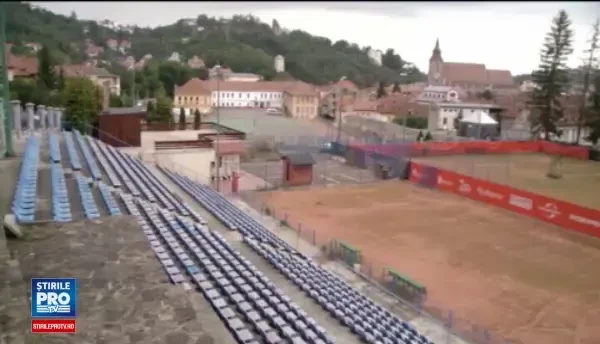 Birocratia a inchis doua baze sportive moderne la Brasov. Ce planuri au pentru ele autoritatile, daca nu pot fi inchiriate
