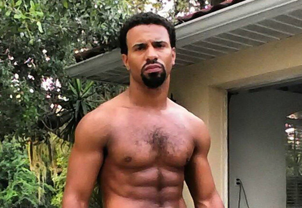 Un dansator pe Broadway si-a ucis iubitul, apoi i-a marturisit crima unui vecin. Ce mesaj a publicat pe Facebook