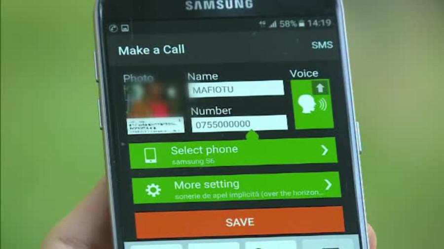 Doi liceeni au santajat o colega ca sa faca sex cu ei, cu ajutorul unei aplicatii pentru farse. Cum au mintit-o pe tanara