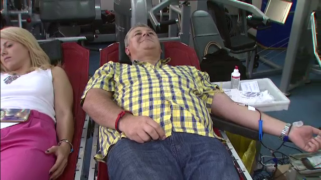 Angajatii PRO TV au donat sange pentru a-i ajuta pe cei care se lupta pentru viata. Alex Dima: "Cred ca e datoria noastra"