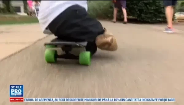 S-a nascut fara maini si picioare, dar a reusit sa incheie un maraton de 42 de km pe o placa. Scopul lui Chris