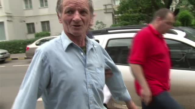 Femeie de 60 de ani, moarta in conditii suspecte. "Umbla pe colo, colo, dormea prin santuri"