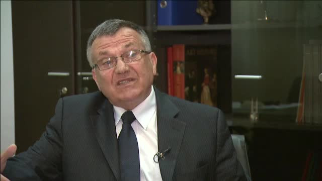 Mafia din sanatate, lovita de DNA. Vicepresedintele ANM a fost arestat preventiv: "Ba, ne-o fi filmat ca am dat plicul?"