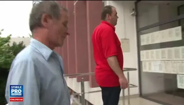 Femeie de 60 de ani, moarta in conditii suspecte. Umbla pe colo, colo, dormea prin santuri