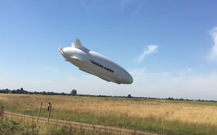 Cea mai mare aeronava din lume a cazut in timpul celui de-al doilea zbor. Momentul in care se izbeste de sol: VIDEO