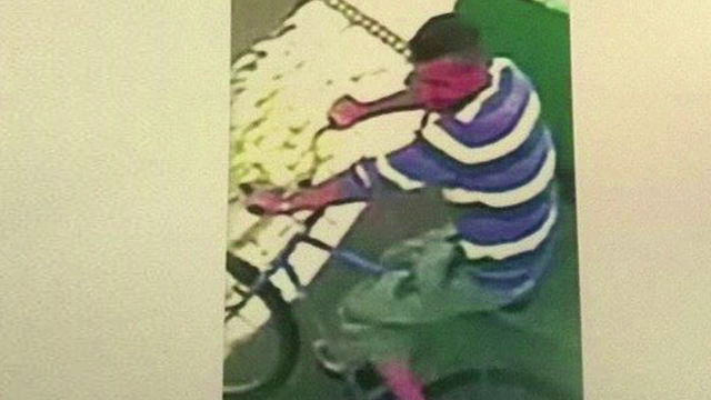 Doua verisoare, de patru si sase ani, agresate sexual de un tanar. Politia are imagini cu el, dar nu l-a prins de 4 zile