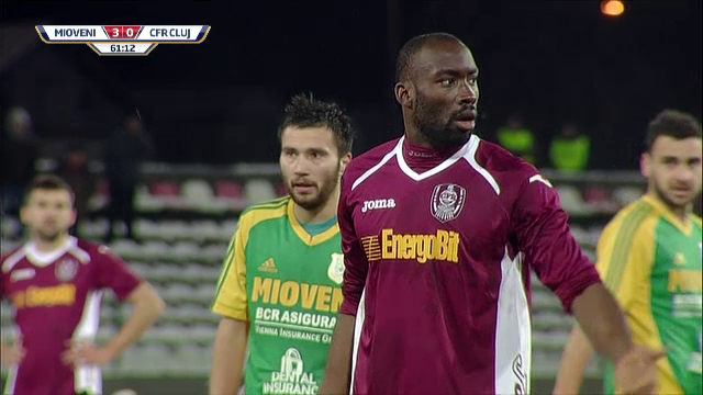 Celebru fost fotbalist stelist, acuzat de o tanara din Cluj ca i-a facut o fetita, iar acum refuza sa isi asume rolul de tata