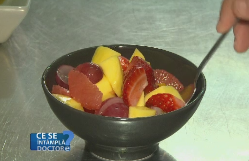 Momentul cel mai bun al zilei in care este bine sa mancam fructe. Cum putem grabi acasa procesul de coacere