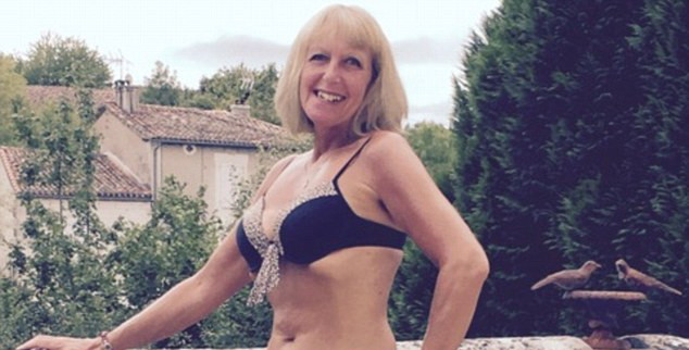 Cum arata femeia care sustine ca a fost fortata sa se mute pentru ca vecinele nu suportau sa o vada topless. "Erau geloase"