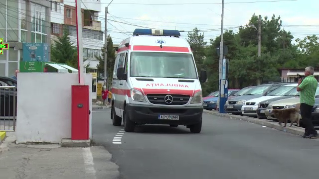 Dupa ce nevasta i-a facut reprosuri, si-a taiat organul genital. Vecin: "Te tai la deget, dar cum sa iti tai barbatia?"