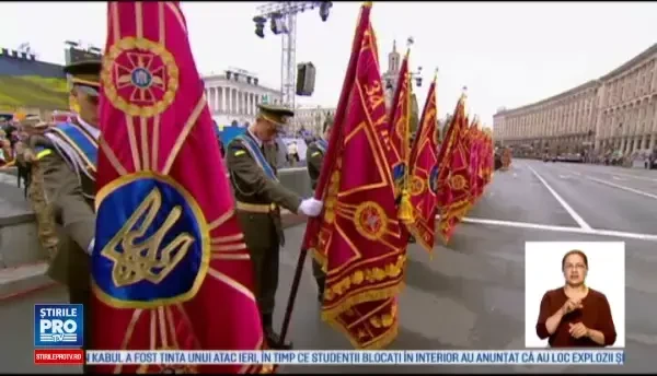 Ucraina a sarbatorit 25 de ani de independenta cu o parada militara grandioasa. Atacul lui Poroshenko la adresa lui Putin